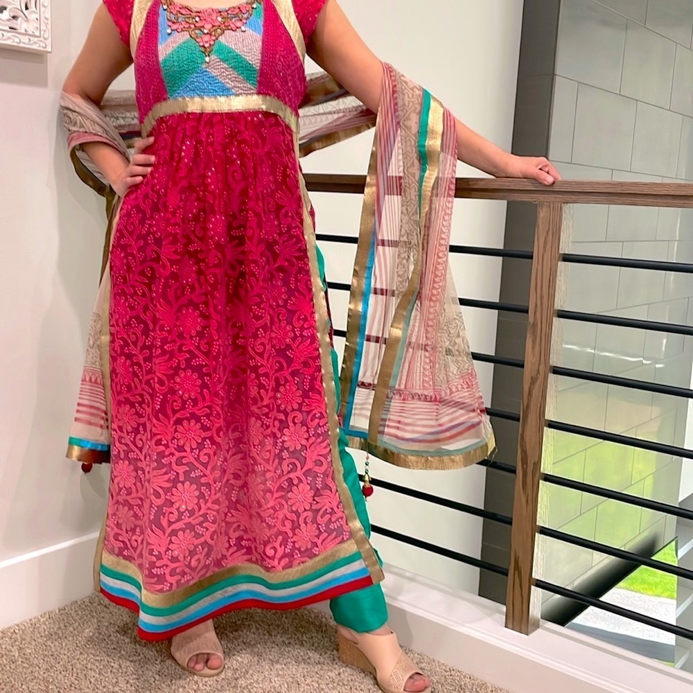 3 piece embroidered kurta set in pink gold green